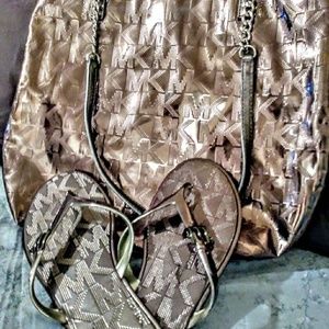 Michael Kors tote and flip flops size 8